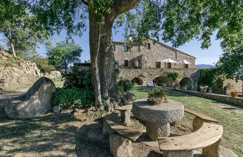 Agullana House | 200 m² Finca ∙ 4 bedrooms ∙ 8 guests