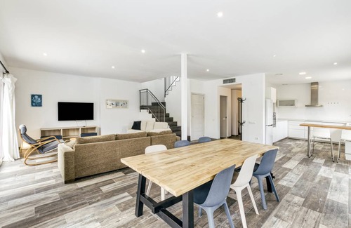 Sant Pere Pescador House | 200 m² House ∙ 4 bedrooms ∙ 10 guests