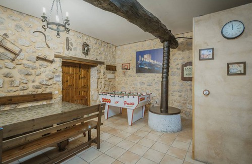 Curiel House | 200 m² House ∙ 4 bedrooms ∙ 9 guests