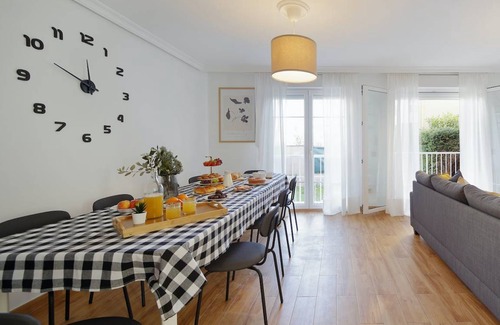 El Pison House | 200 m² House ∙ 1 bedroom ∙ 4 guests
