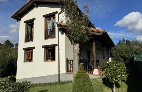 Santianes de Ola House | 200 m² House ∙ 3 bedrooms ∙ 6 guests