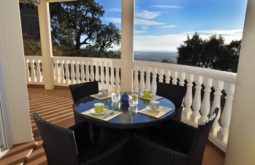 Palau-Saverdera House | 200 m² House ∙ 3 bedrooms ∙ 8 guests