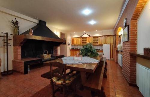 Badaran House | 200 m² House ∙ 5 bedrooms ∙ 10 guests
