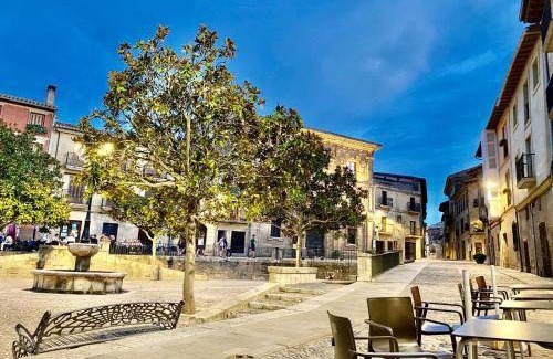Briones House | 200 m² House ∙ 5 bedrooms ∙ 9 guests