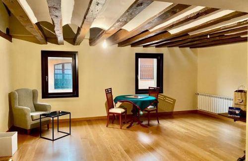 Briones House | 200 m² House ∙ 5 bedrooms ∙ 9 guests