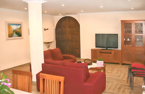 Quintana de Valdivielso House | 200 m² House ∙ 5 bedrooms ∙ 10 guests