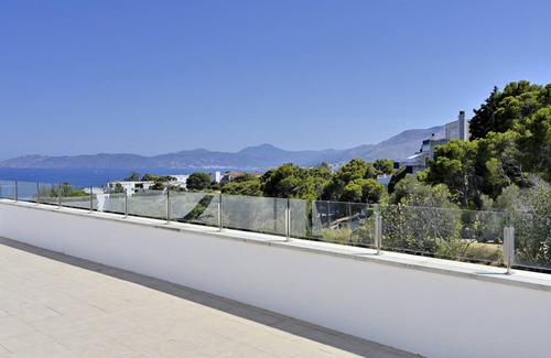 Llanca Villa | 200 m² Villa ∙ 3 bedrooms ∙ 6 guests