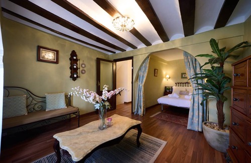 Labastida Villa | 200 m² Villa ∙ 5 bedrooms ∙ 10 guests