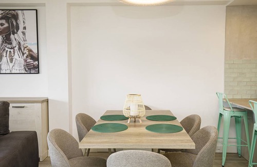 Montjuic House | 209 m² House ∙ 4 bedrooms ∙ 8 guests