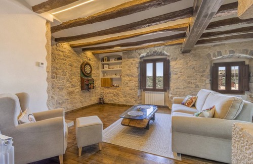 Nalec House | 216 m² House ∙ 5 bedrooms ∙ 12 guests