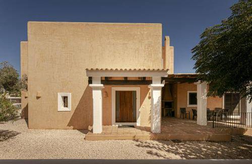 Sant Francesc Xavier Resort | 220 m² Resort ∙ 5 bedrooms ∙ 12 guests