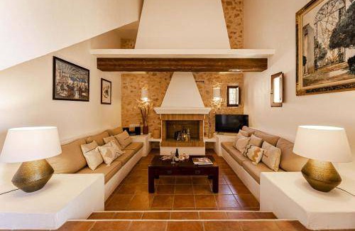 Sant Francesc Xavier Resort | 220 m² Resort ∙ 5 bedrooms ∙ 12 guests