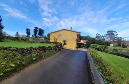 Villaescusa Villa | 220 m² Villa ∙ 4 bedrooms ∙ 9 guests