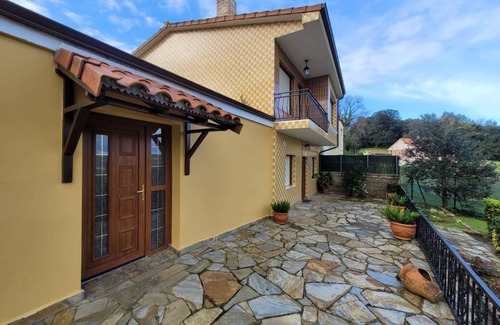 Villaescusa Villa | 220 m² Villa ∙ 4 bedrooms ∙ 9 guests