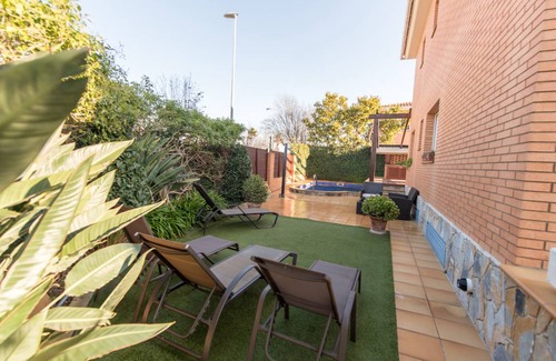 Pineda de Mar Cottage | 229 m² Cabin ∙ 3 bedrooms ∙ 7 guests