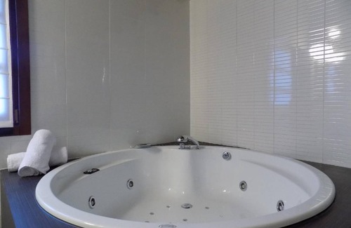 Ametzaga Zuia Apartment | 239 m² Apartment ∙ 5 bedrooms ∙ 10 guests