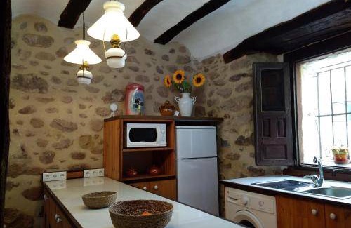 Pradillo House | 240 m² House ∙ 4 bedrooms ∙ 8 guests