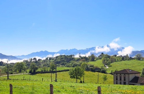 Parres House | 250 m² House ∙ 4 bedrooms ∙ 8 guests