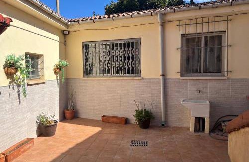 Leon House | 250 m² House ∙ 4 bedrooms ∙ 9 guests