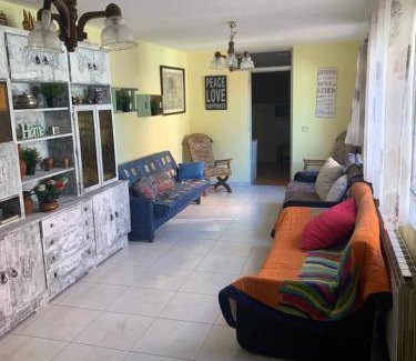 Leon House | 250 m² House ∙ 4 bedrooms ∙ 9 guests
