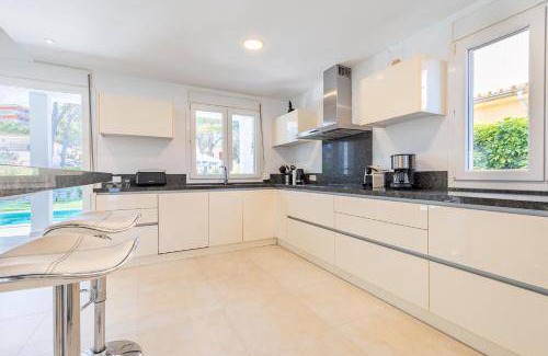 El Toro Villa | 250 m² Villa ∙ 4 bedrooms ∙ 9 guests
