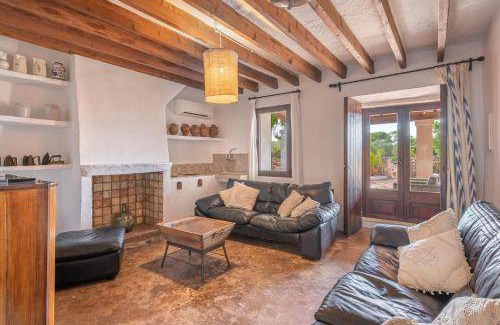 Llevant Villa | 250 m² Villa ∙ 6 bedrooms ∙ 9 guests