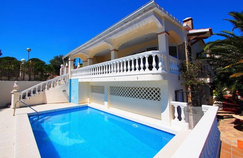 El Mas Fumats Villa | 250 m² Villa ∙ 4 bedrooms ∙ 8 guests