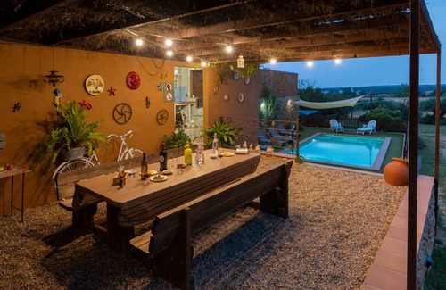 Fonteta House | 260 m² Farmhouse ∙ 4 bedrooms ∙ 9 guests