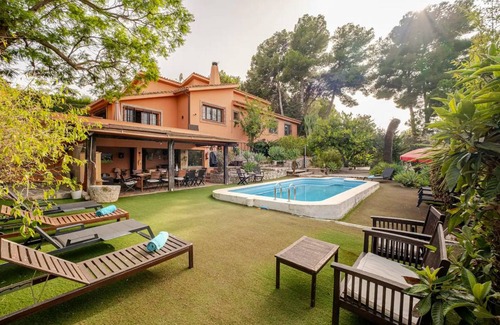 El Olivar Villa | 260 m² Villa ∙ 6 bedrooms ∙ 10 guests