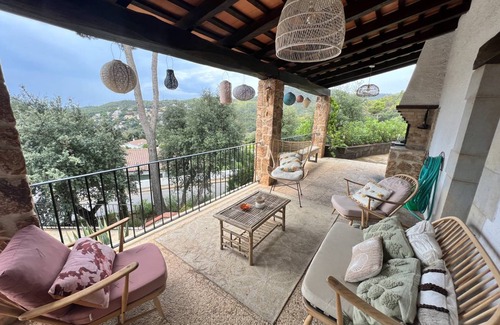 Vall-Llobrega Villa | 260 m² Villa ∙ 5 bedrooms ∙ 9 guests