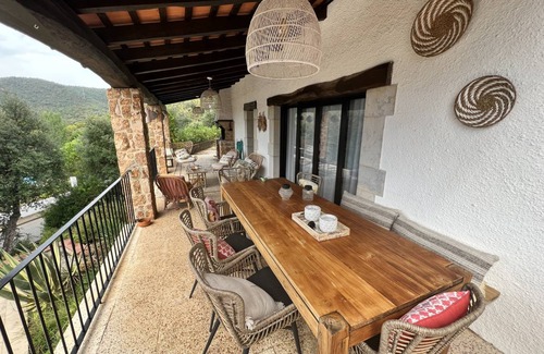 Vall-Llobrega Villa | 260 m² Villa ∙ 5 bedrooms ∙ 9 guests
