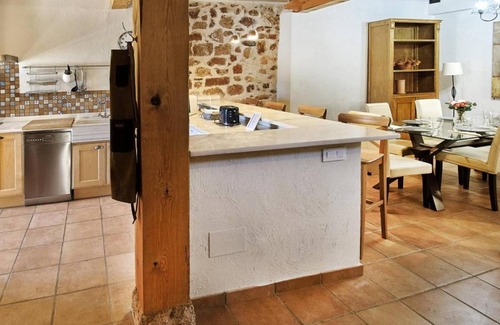 Ayllon House | 270 m² House ∙ 2 bedrooms ∙ 6 guests