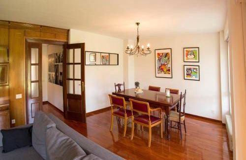 Haro House | 280 m² House ∙ 5 bedrooms ∙ 8 guests