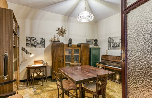 Llagostera House | 287 m² House ∙ 5 bedrooms ∙ 9 guests