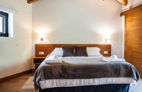 San Juan de Gredos Resort | 30 m² Private room ∙ 1 bedroom ∙ 2 guests