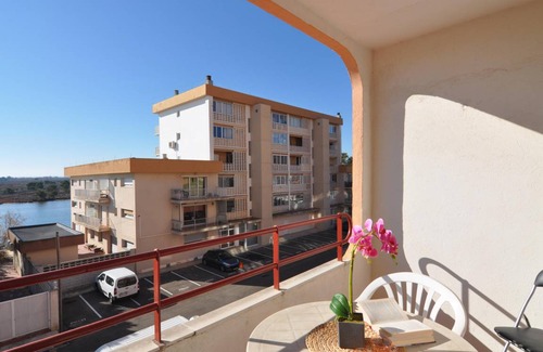 Santa Margarida Apartment | 30 m² Studio flat ∙ 1 bedroom ∙ 3 guests