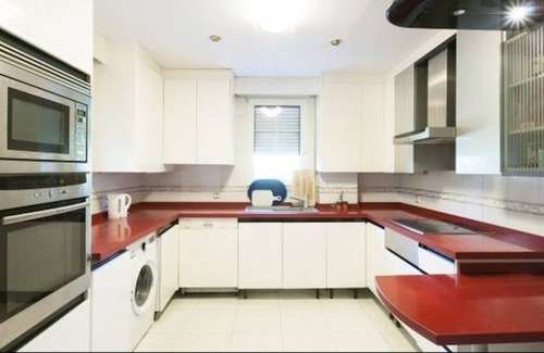 Villaviciosa de Odon Resort | 300 m² Private room ∙ 1 bedroom ∙ 6 guests