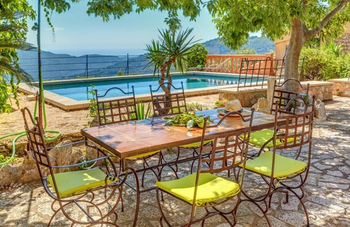 Fornalutx House | 300 m² Finca ∙ 3 bedrooms ∙ 6 guests