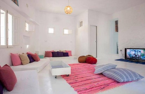 Playa Macenas House | 300 m² House ∙ 4 bedrooms ∙ 10 guests