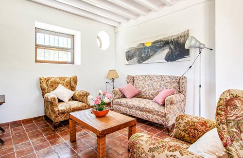 Cazorla House | 300 m² House ∙ 5 bedrooms ∙ 12 guests