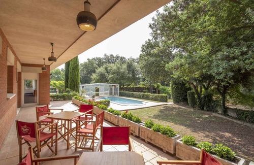 Vilobi d'Onyar House | 300 m² House ∙ 6 bedrooms ∙ 14 guests