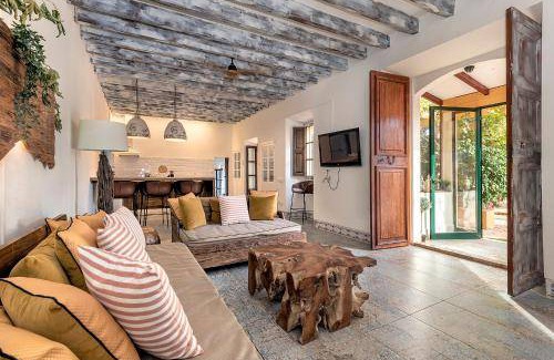 Establiments Villa | 300 m² Villa ∙ 5 bedrooms ∙ 14 guests