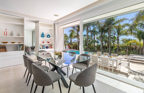Benalmadena Villa | 300 m² Villa ∙ 6 bedrooms ∙ 12 guests