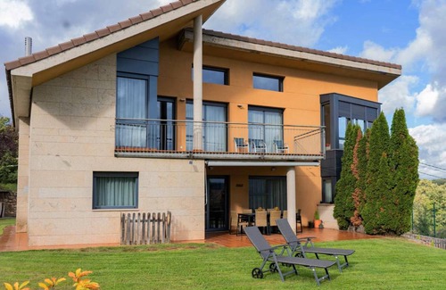 El Rasillo de Cameros Villa | 310 m² Villa ∙ 4 bedrooms ∙ 8 guests
