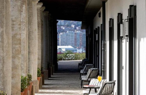 Algorta Hotel | 32 m² Hotel ∙ 10 guests