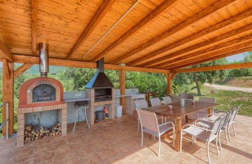 Santa Coloma de Farners House | 350 m² House ∙ 5 bedrooms ∙ 10 guests