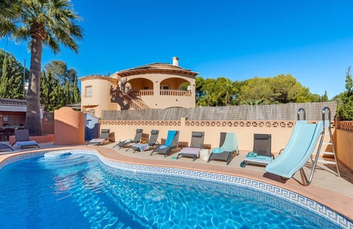 Moravit Villa | 350 m² Villa ∙ 7 bedrooms ∙ 14 guests