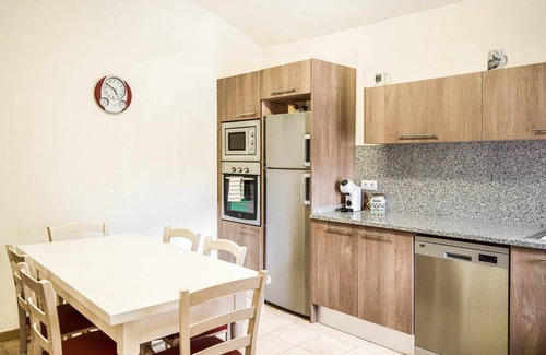 Banyoles House | 352 m² House ∙ 4 bedrooms ∙ 10 guests