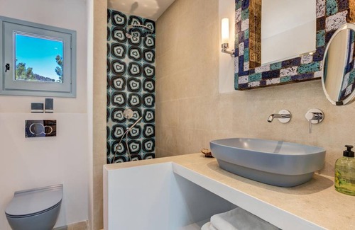 Sant Josep de sa Talaia Villa | 354 m² Villa ∙ 4 bedrooms ∙ 8 guests