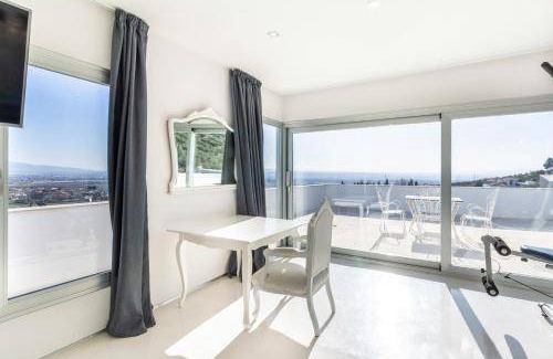 Atarfe Villa | 360 m² Villa ∙ 4 bedrooms ∙ 10 guests
